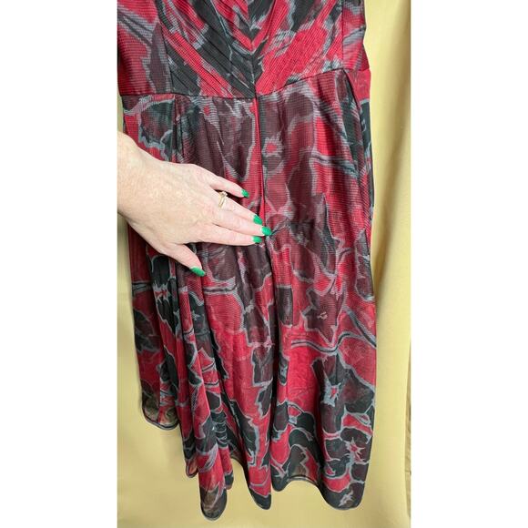 Halston Cherry Sleeveless Tulle Dress size 14 - Picture 9 of 13